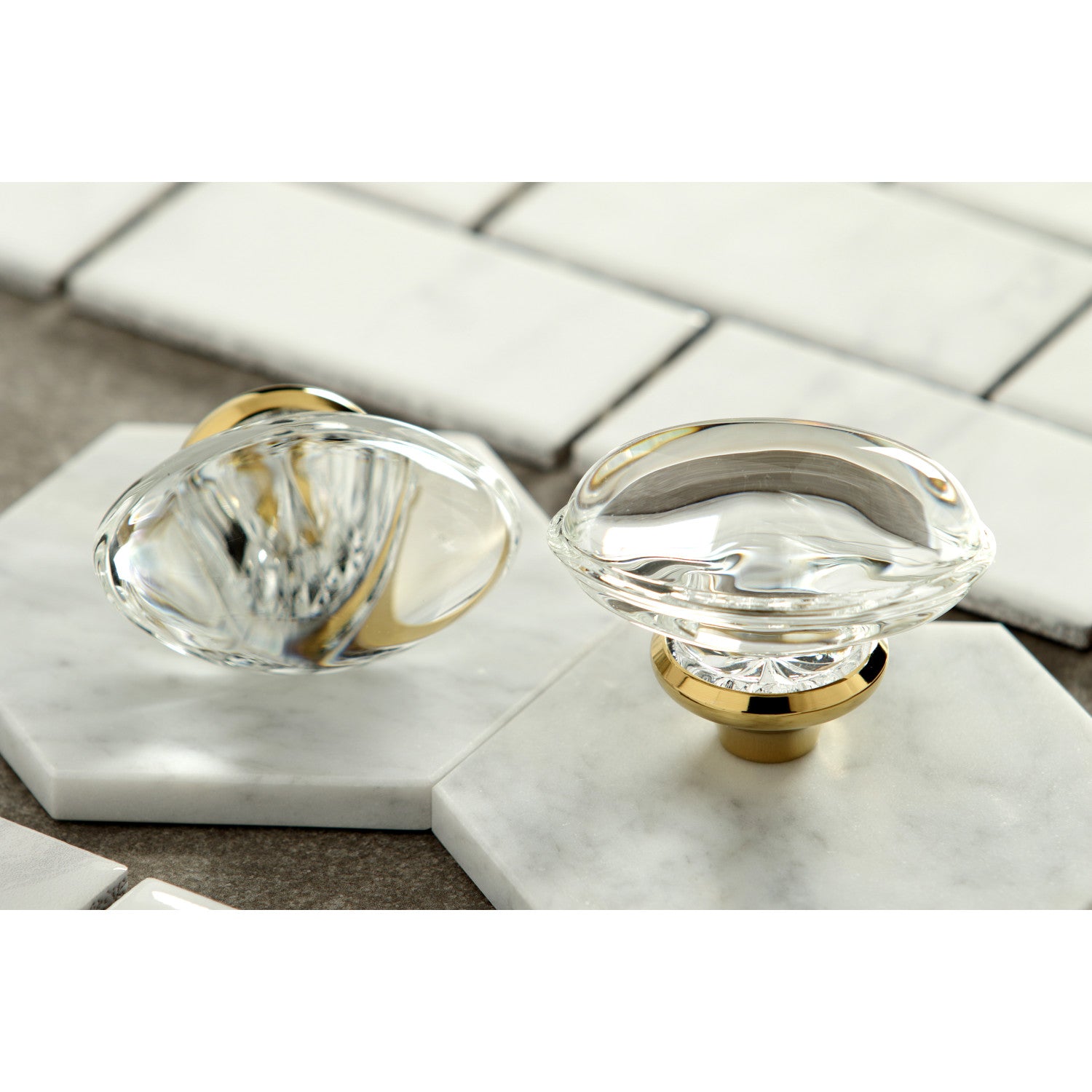 Kingston Tulare KS7122WVL - Krystal Onyx Double-Handle 3-Hole Wall Mount Bathroom Faucet, Polished Brass — thumbnail 3